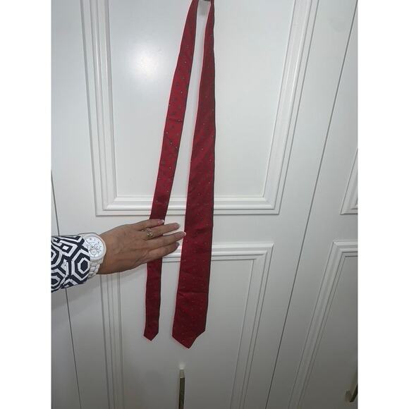 Christian Dior Men's Silk Tie Red Floral Pattern Classic Width - Picture 3 of 4